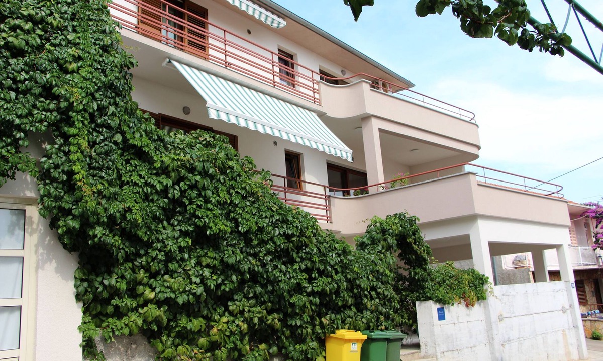 Tijesno Apartment | Studio flat with balcony and sea view Tisno, Murter (AS-5106-a)