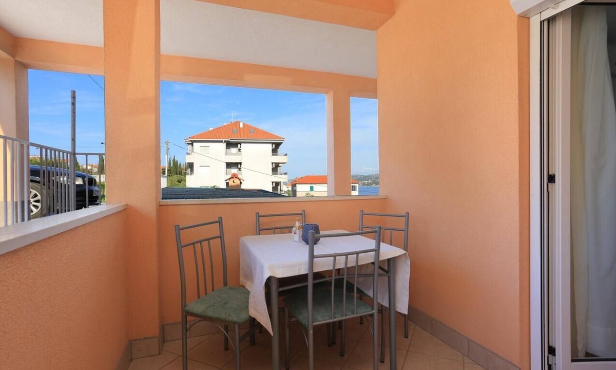 Okrug Donji Apartment | Studio flat with terrace and sea view Okrug Donji, Čiovo (AS-18796-a)
