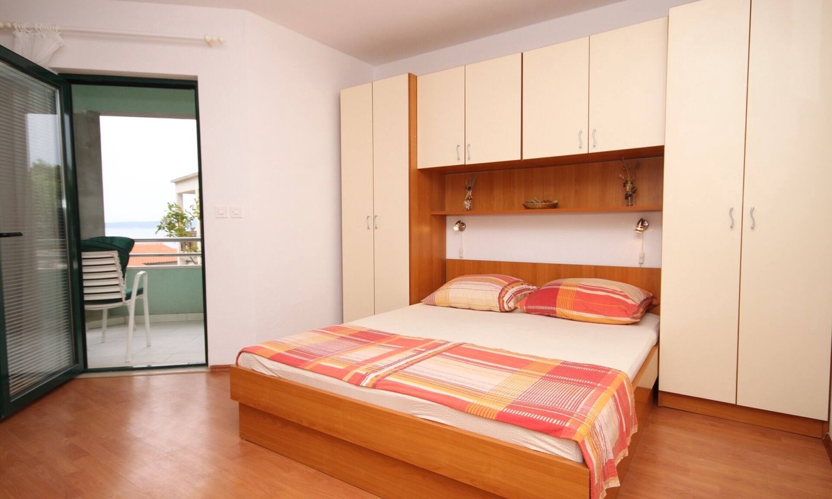 Brela Apartment | Studio flat with terrace and sea view Brela, Makarska (AS-6907-a)