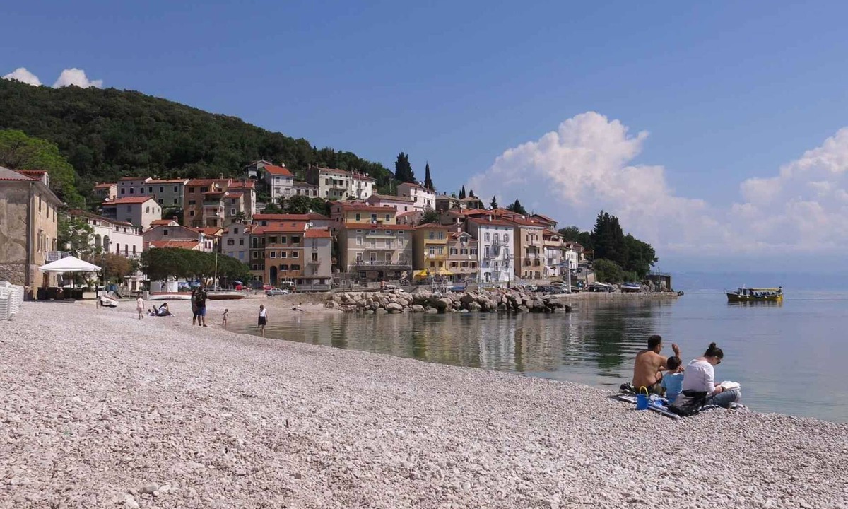 Moscenicka Draga Apartment | Studio with air conditioning, internet and SAT-TV