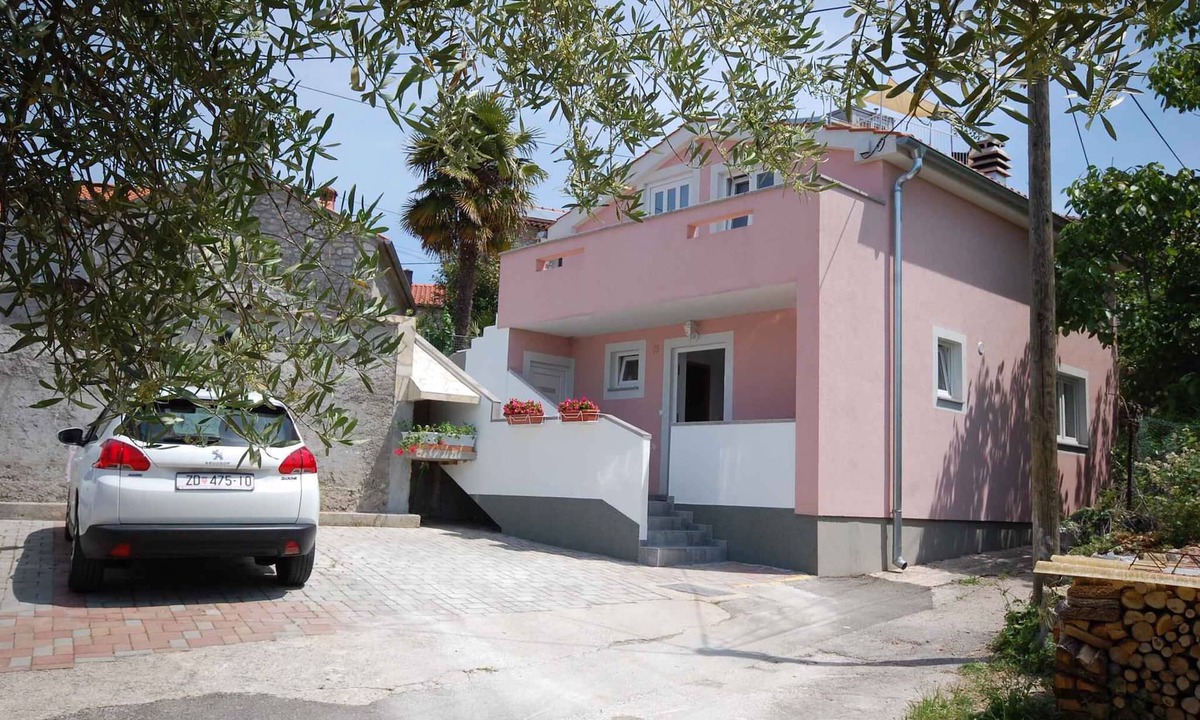 Sveti Vid-Miholjice Apartment | Studio with terrace and barbecue