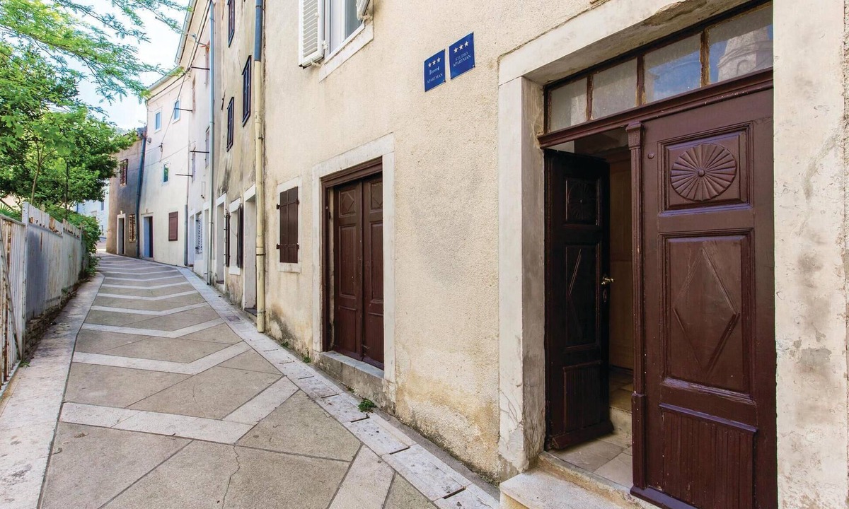Senj Apartment | Stunning apartment in Senj with WiFi