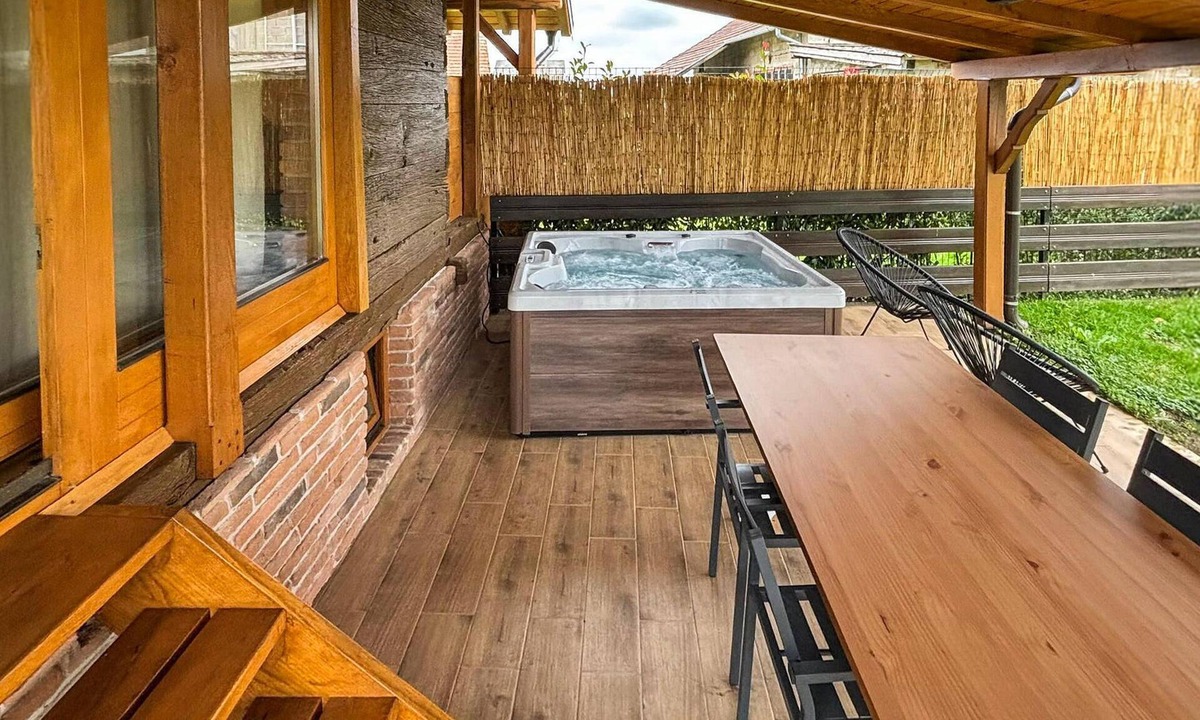 Pisarovina House | Stunning home in Velika Jamnicka with sauna