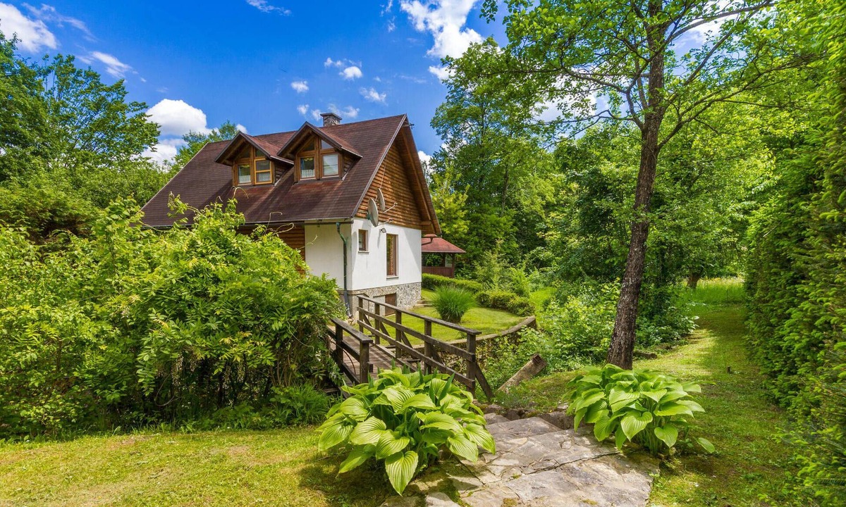 Presika House | Stunning home in Blazevci with WiFi