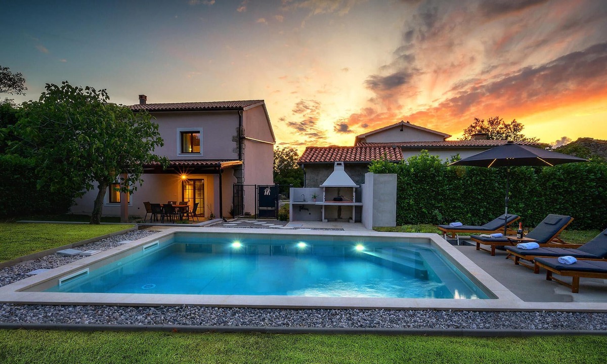 Gornja Nugla House | Stunning home in Buzet