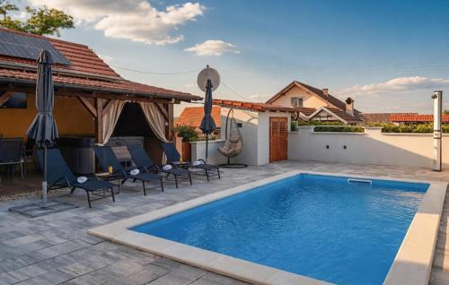 Kutina House | Stunning Home In Kutina With Sauna