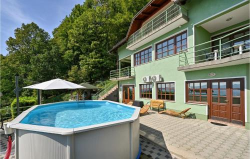 Novi Marof House | Stunning Home In Madzarevo With Sauna