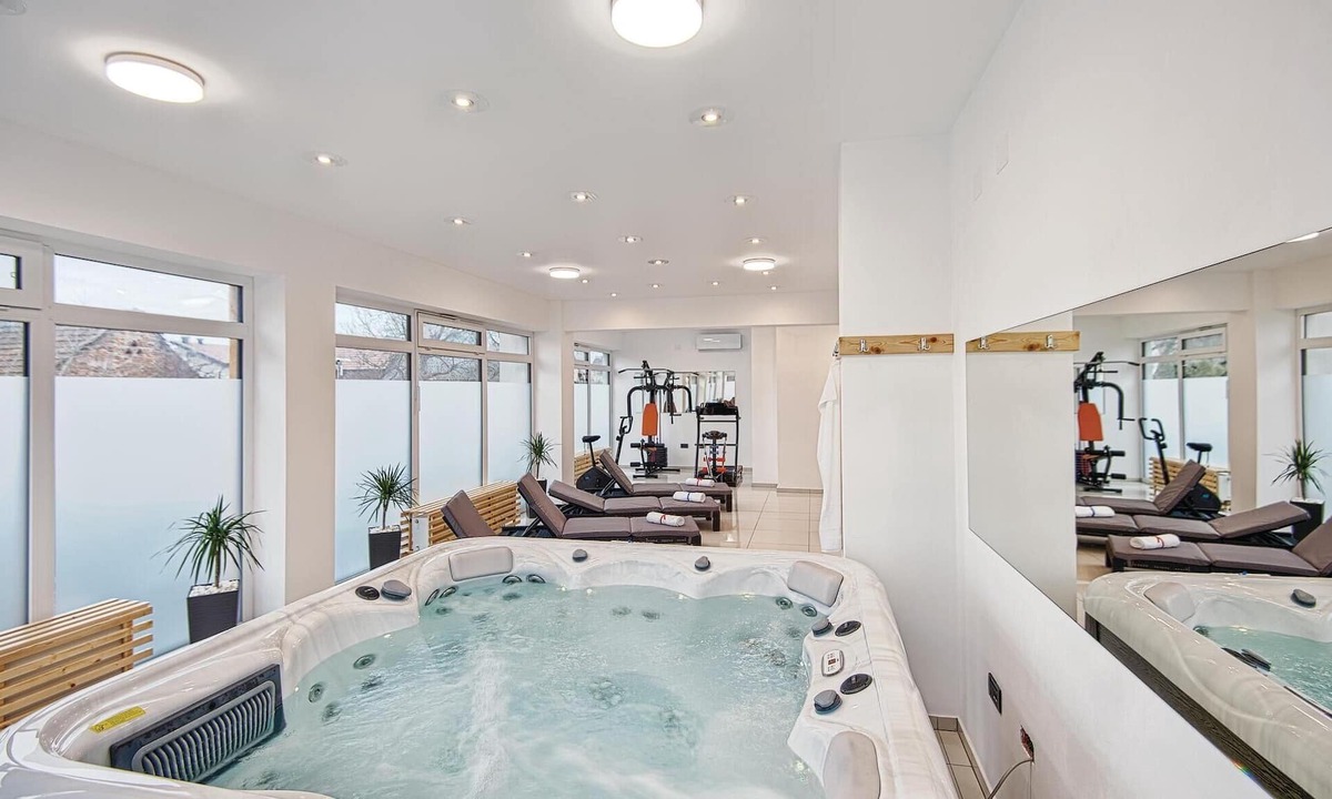 Varazdin House | Stunning home in Varazdin with sauna