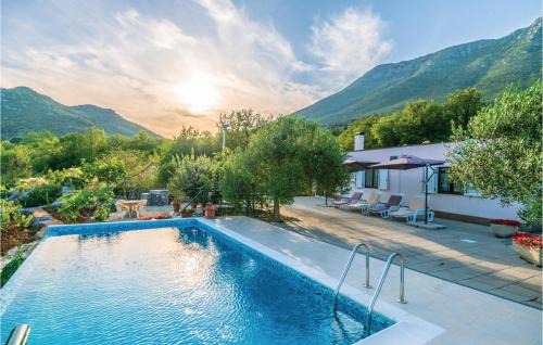 Vrgorac House | Stunning Home In Vrgorac