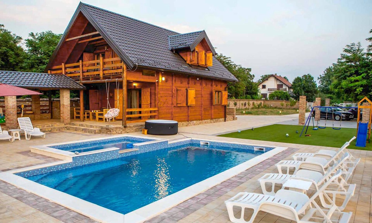 Vukovar House | Stunning home in Vukovar