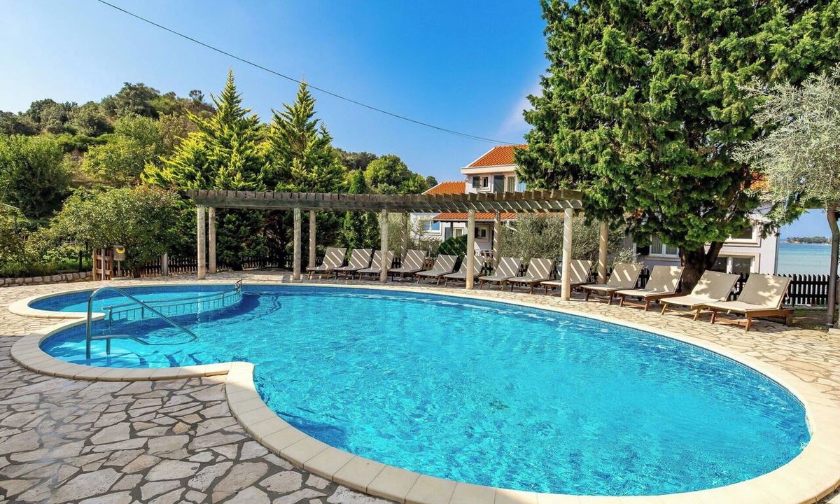 Rab Town House | Stunning private villa for 6 guests with pool, A/C, WIFI, TV, patio and pets allowed