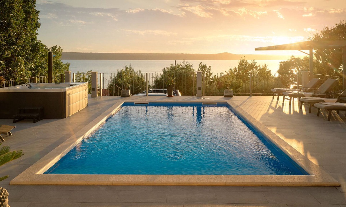 Maslenica Villa | Stunning seaview Villa Katharina with large pool