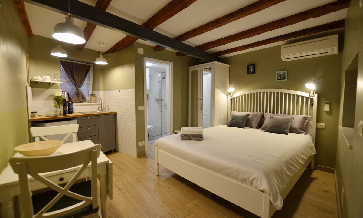 Rovinj Apartment | Suite Lisa Studio in center