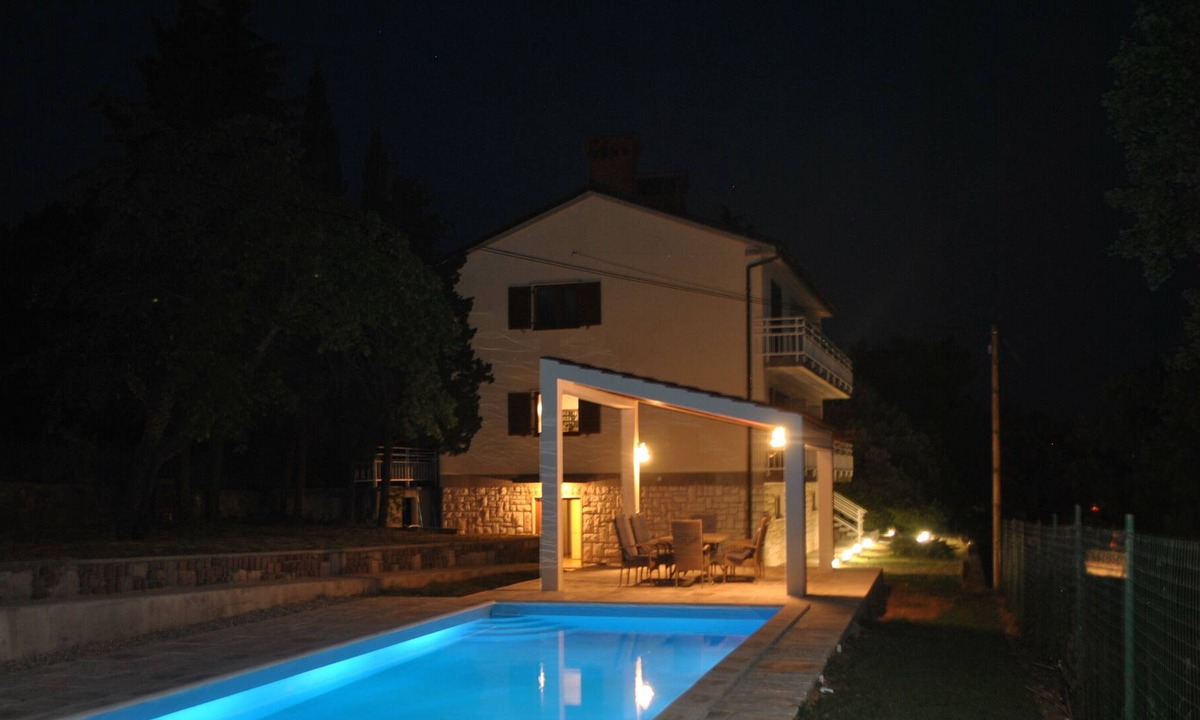 Bakar Villa | Summer fun in Villa Rožica
