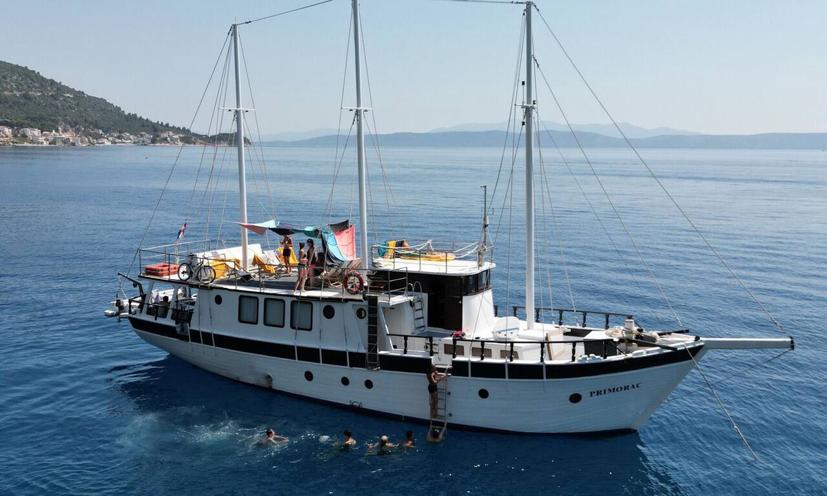 Omis Boat Rental | Sun-Kissed Sailing Adventure in Split-Dalmacia, Croatia