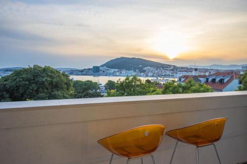 Bacvice Apartment | Sunset Oasis “VELLY” 1BR w/Sea View & Parking