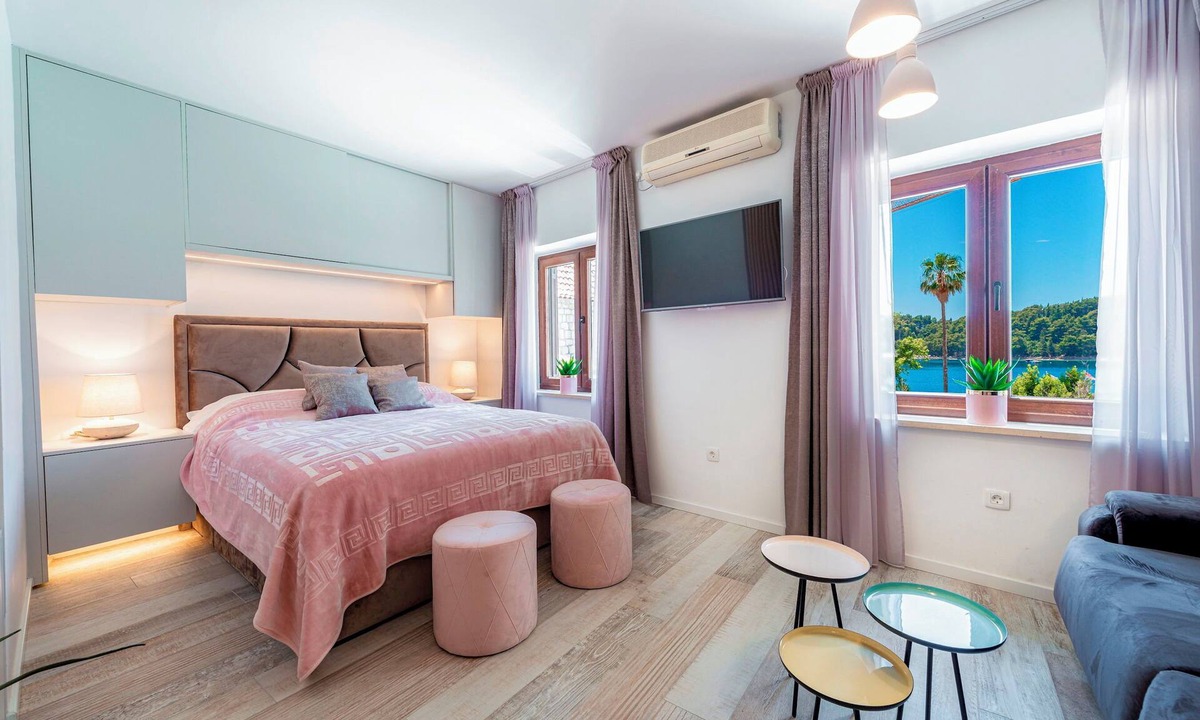 Cavtat Old Town Apartment | Sunshine Place - One Bedroom Apartment, Sleeps 3