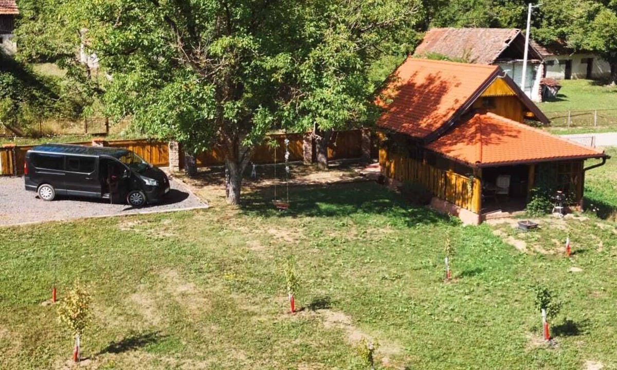 Sunja Ski Chalet | Superb chalet with AC in sunny Sunja