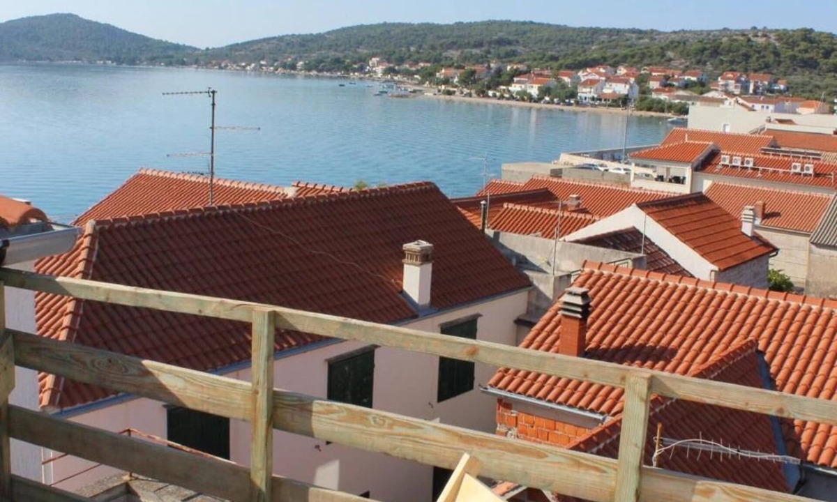 Betina Apartment | Superior Studio Apartment in Sea front