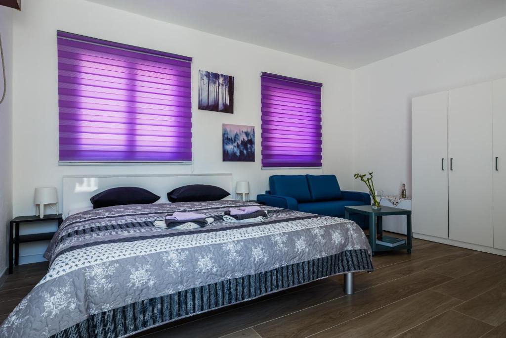 Vis House | Terrace Room Mar