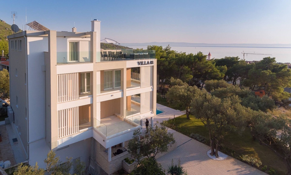 Promajna Apartment | Three bedroom apartment with a swimming pool Promajna (Makarska) (A-19144-a)