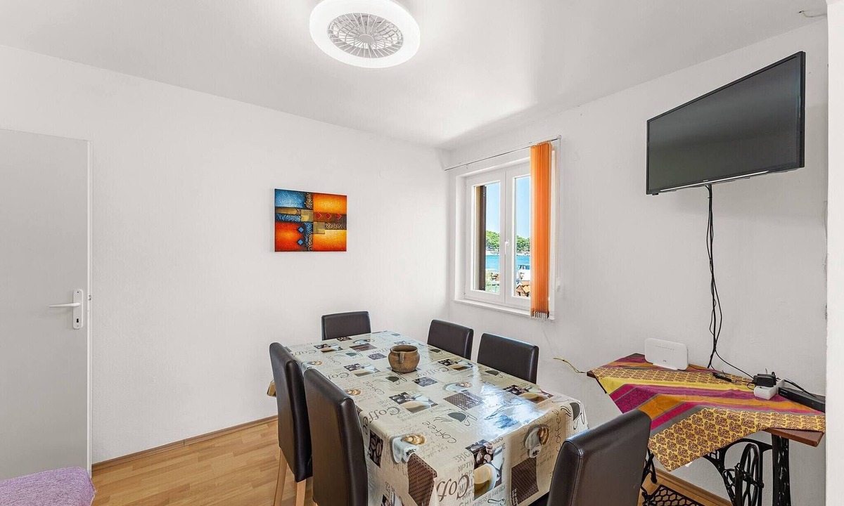 Kukljica Apartment | Three-room apartment with view