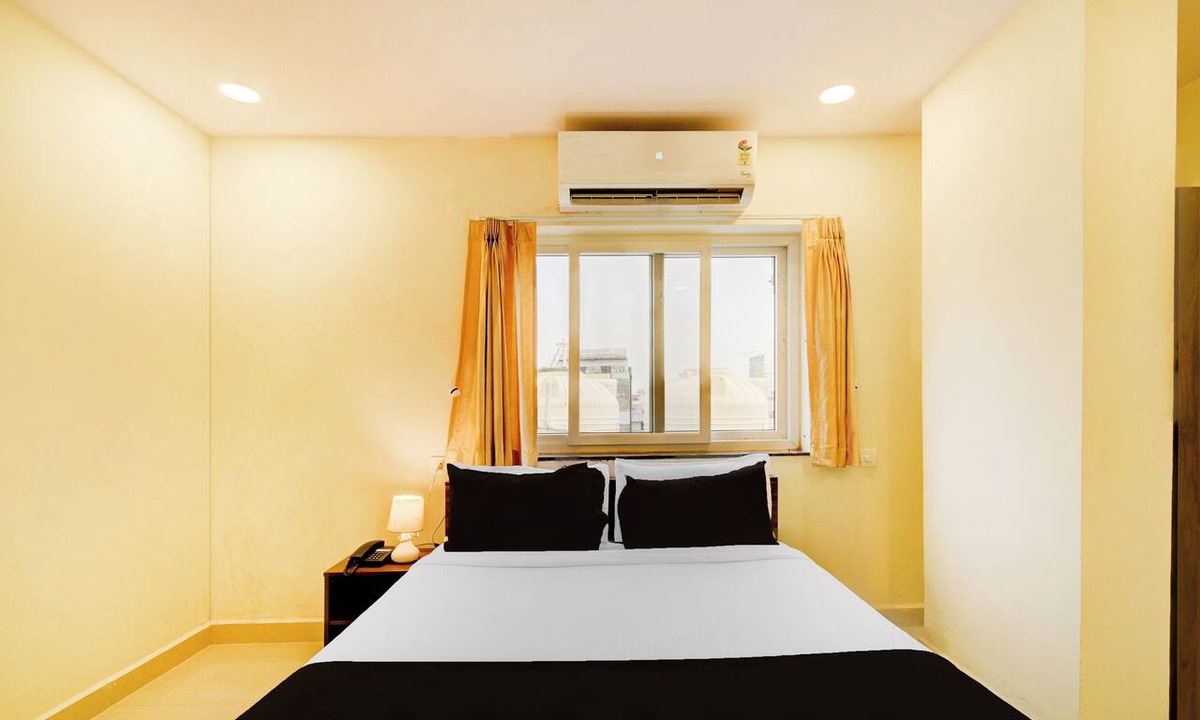 Medchal Hotel | Townhouse De Alphabet Hotel Gandima
