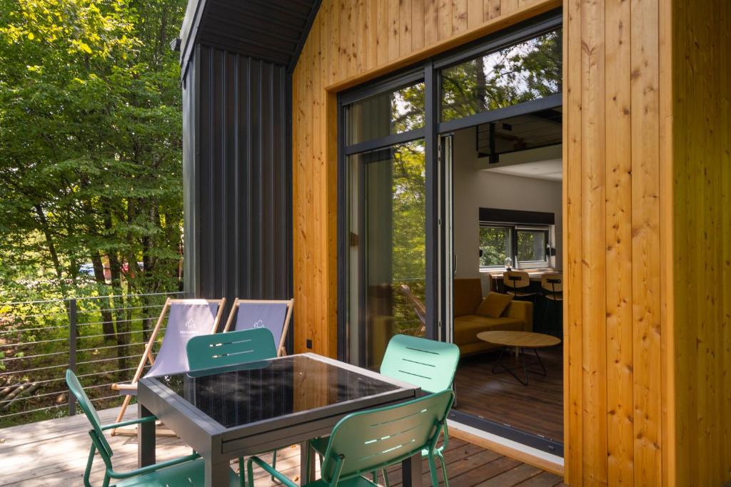 Slunj Cabin | Tree Elements retreat - Treehouse Earth