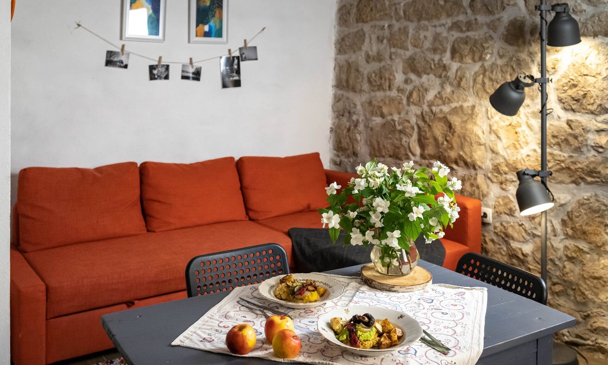 Lupoglav Apartment | Tucked-in holiday home 'Puhovski' in tiny authentic Istrian village