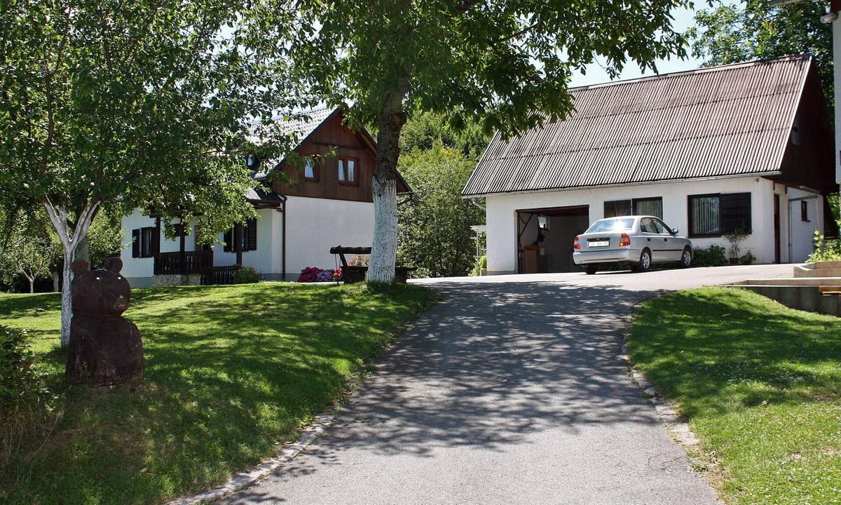 Korana Apartment | Two bedroom apartment Poljanak, Plitvice (A-5195-a)