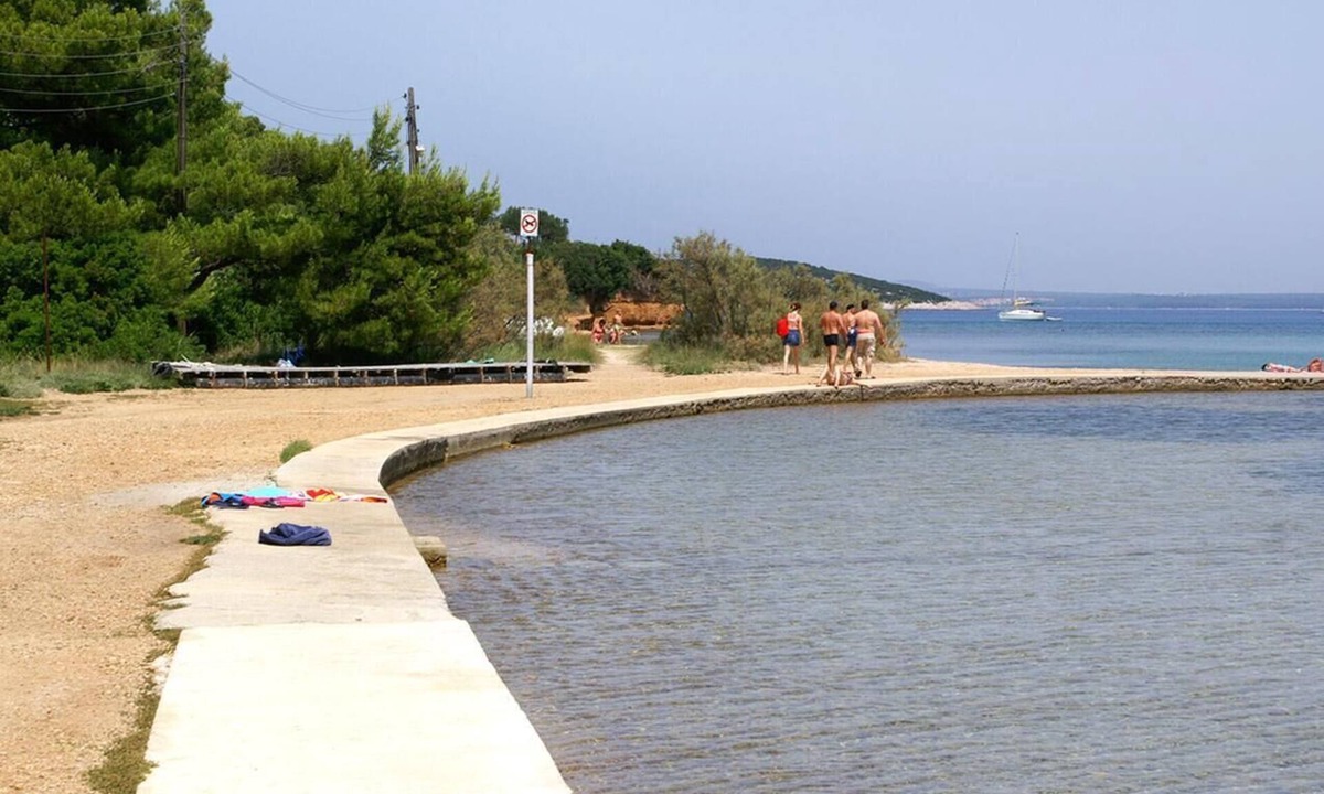 Vrgada Apartment | Two bedroom apartment with terrace and sea view Vrgada, Biograd (A-4200-a)