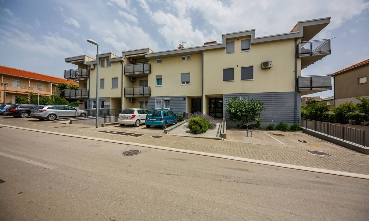 Kastel Stari Apartment | Two bedroom apartment with air-conditioning Kaštel Stari, Kaštela (A-18812-a)