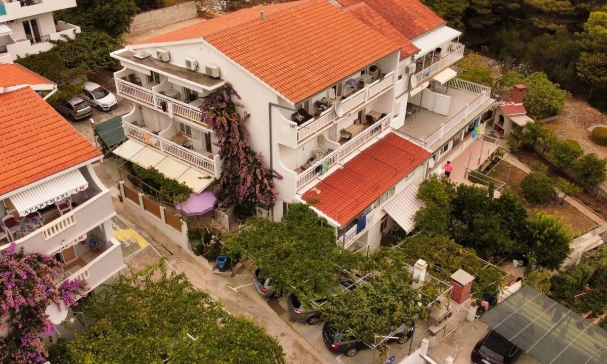 Blato Apartment | Two bedroom apartment with terrace Živogošće - Blato, Makarska (A-21271-a)