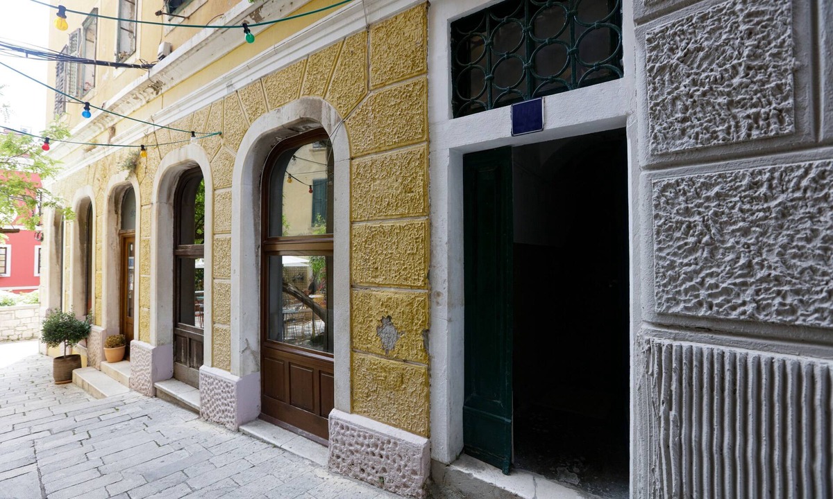 Sibenik Old Town Apartment | Two bedroom apartment with air-conditioning Šibenik (A-23784-a)