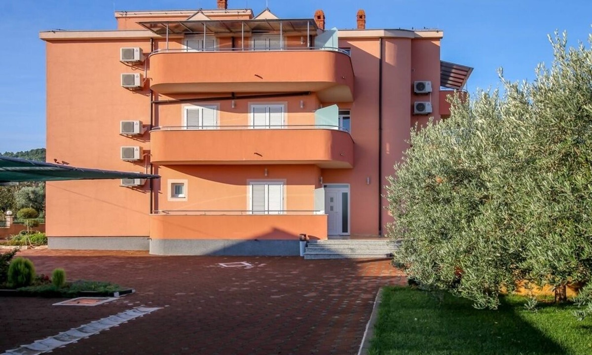 Nevidane Apartment | Two bedroom apartment with terrace and sea view Neviđane, Pašman (A-18054-c)