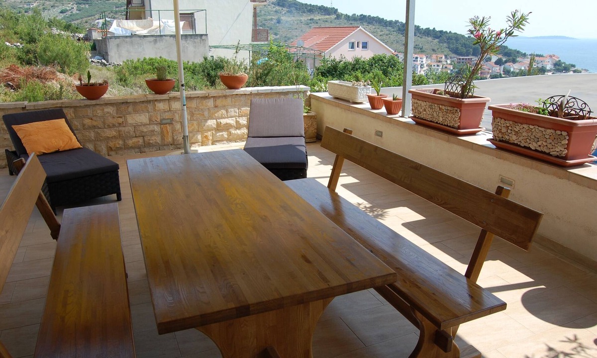 Primosten Burnji Apartment | Two bedroom apartment with terrace and sea view Bilo, Primošten (A-3090-g)