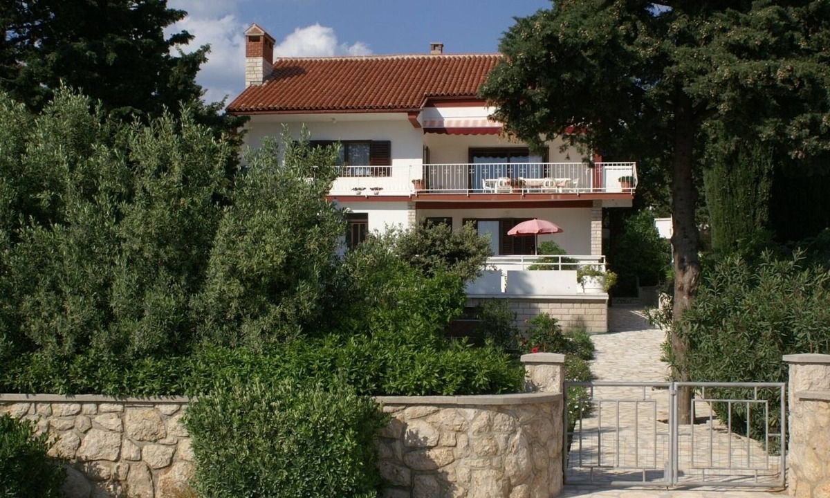 Novalja Apartment | Two bedroom apartment near beach Novalja, Pag (A-4114-d)