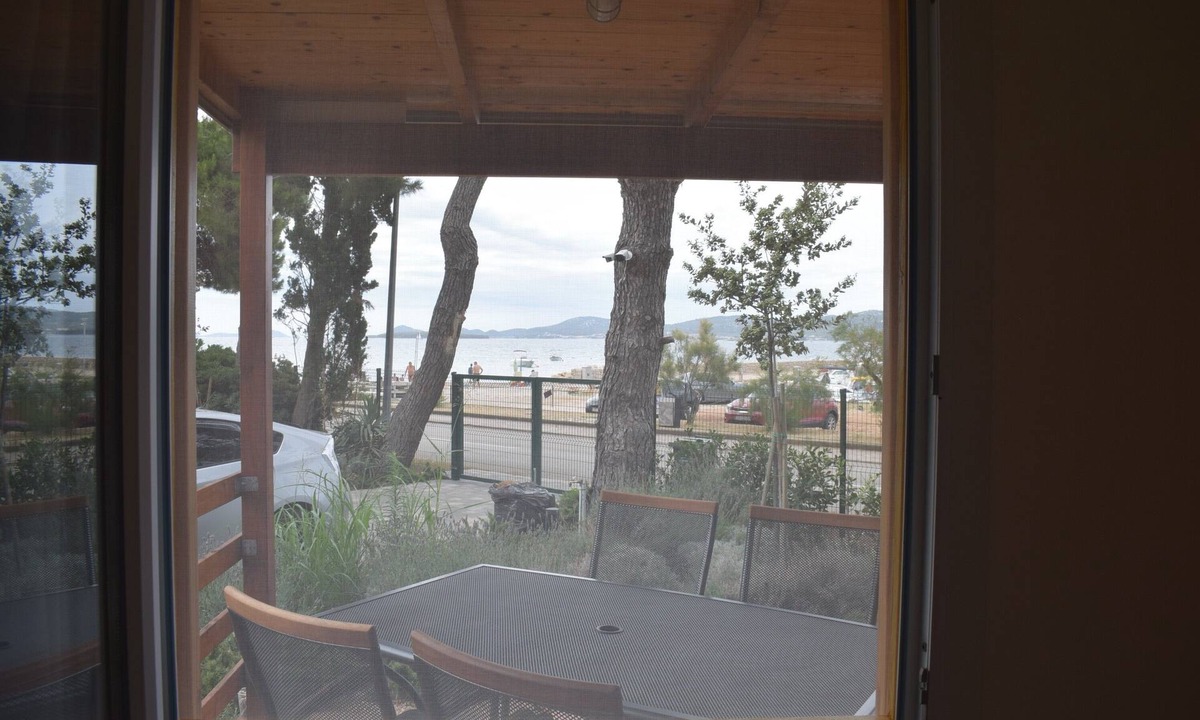 Turanj Apartment | Two bedroom apartment near beach Turanj, Biograd (A-25988-a)