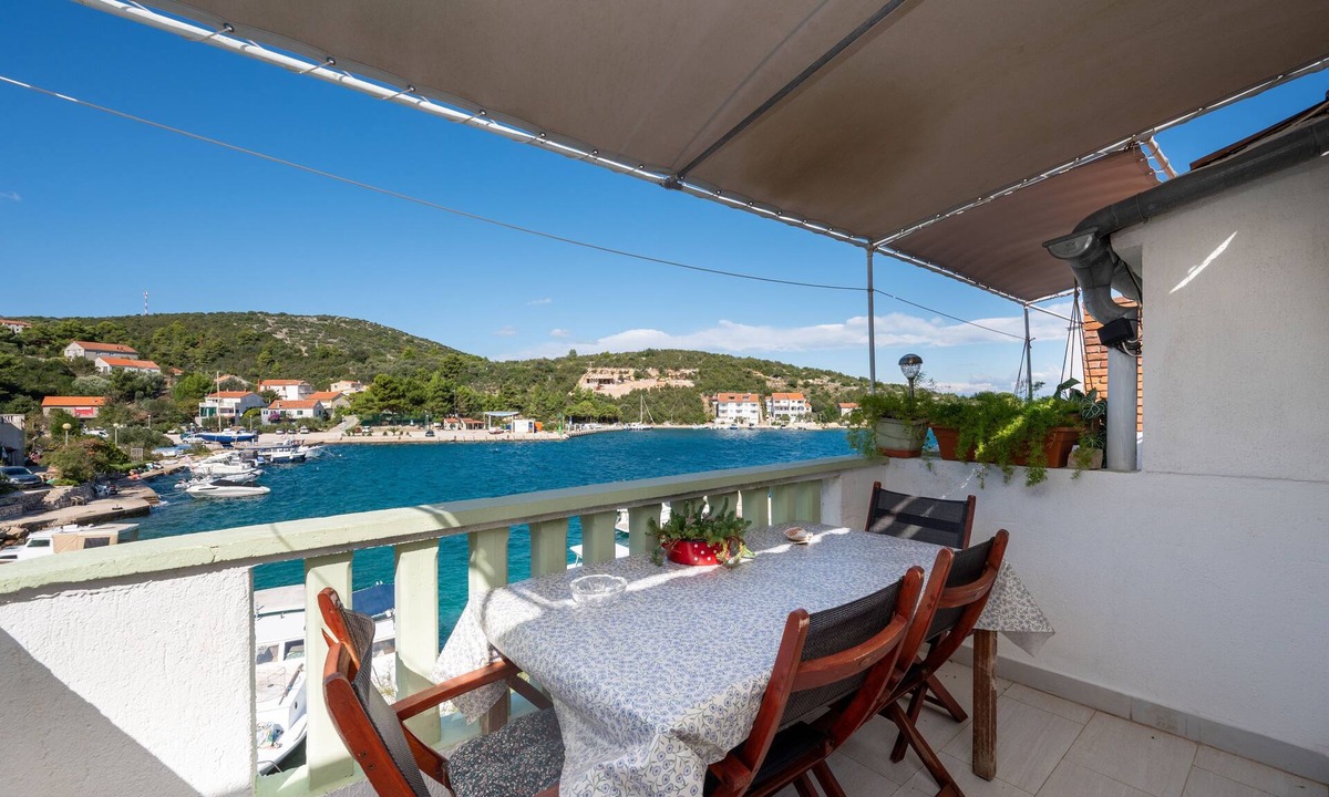 Island Dugi Otok Apartment | Two bedroom apartment near beach Zaglav, Dugi otok (A-8170-b)