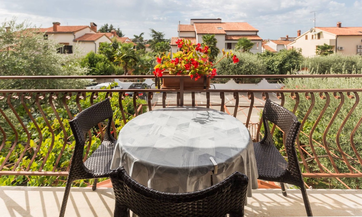 Porec Apartment | Two bedroom apartment with terrace Poreč (A-7033-a)