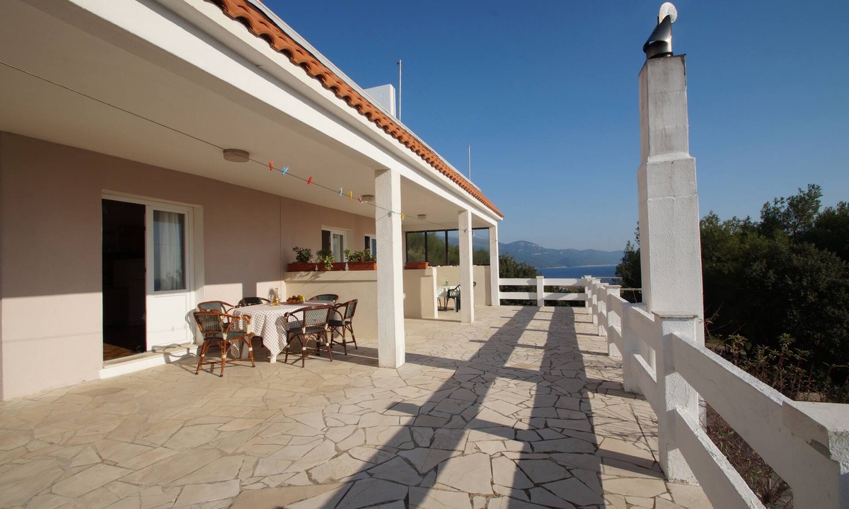 Zavalatica Apartment | Two bedroom apartment with terrace and sea view Zavalatica, Korčula (A-247-b)