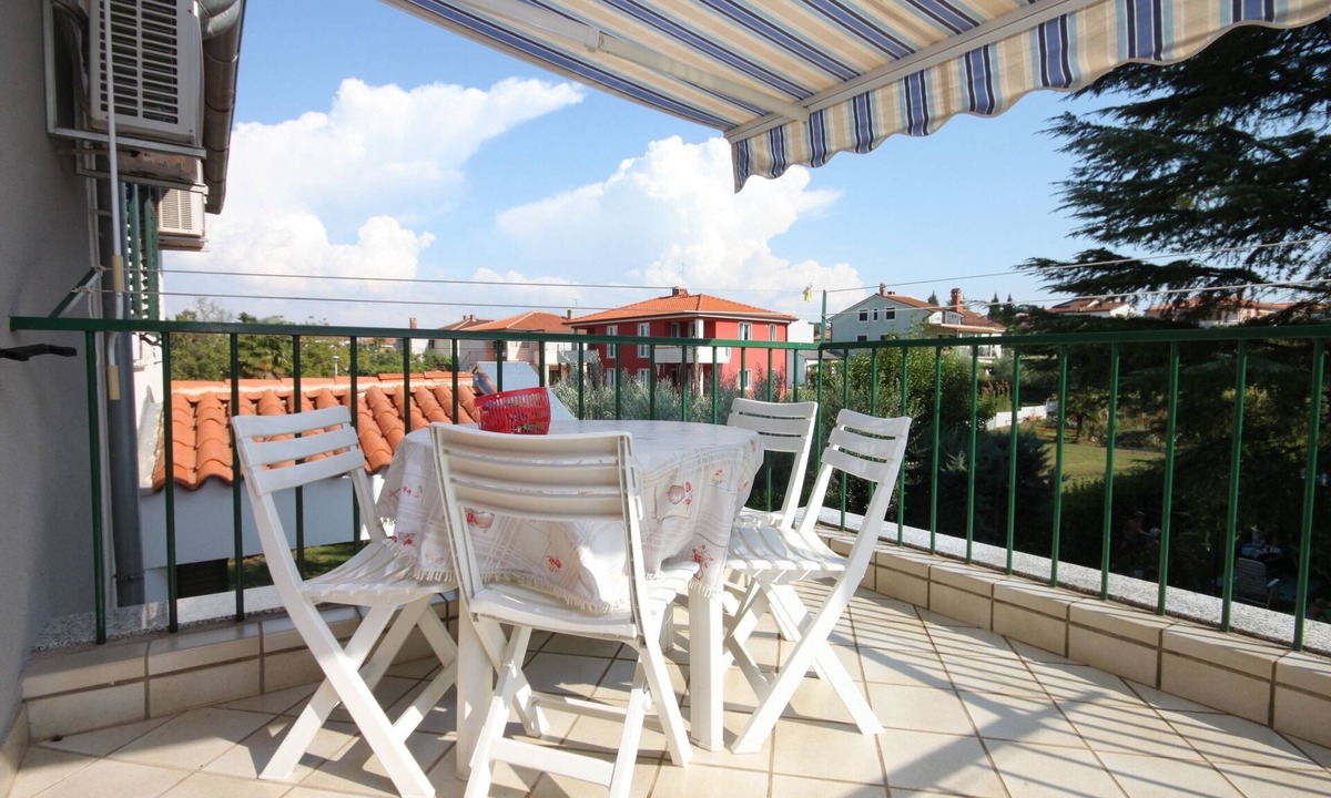 Umag Apartment | Two bedroom apartment with terrace Umag (A-6934-a)