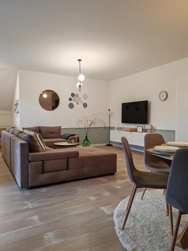 Dakovo Apartment | U prolazu