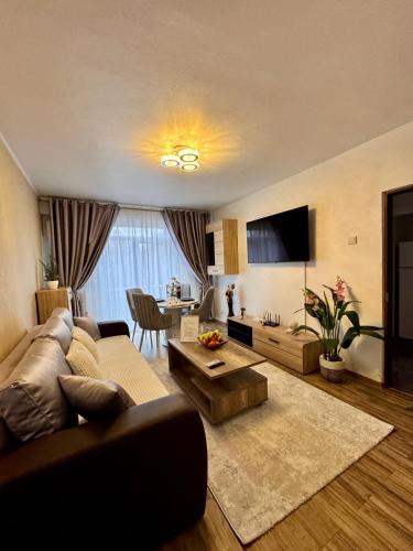 Ploiesti Apartment | Ultracentral Piata Victoriei 19- City Center View