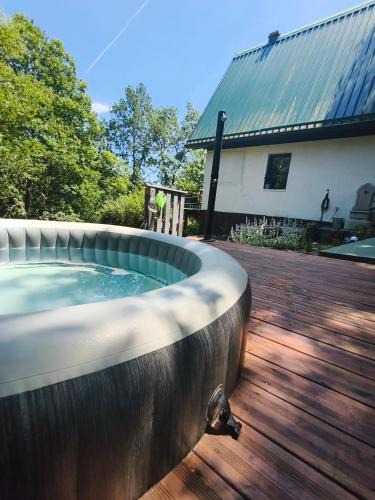Staro Petrovo Selo Ski Chalet | UNDER THE GREEN ROOF
