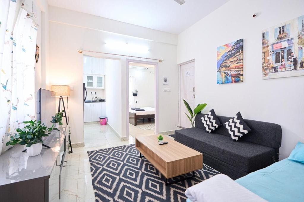 Palm Meadows Apartment | Urban Elegance Homestay in the heart of Whitefield next to Sigma Tech Park