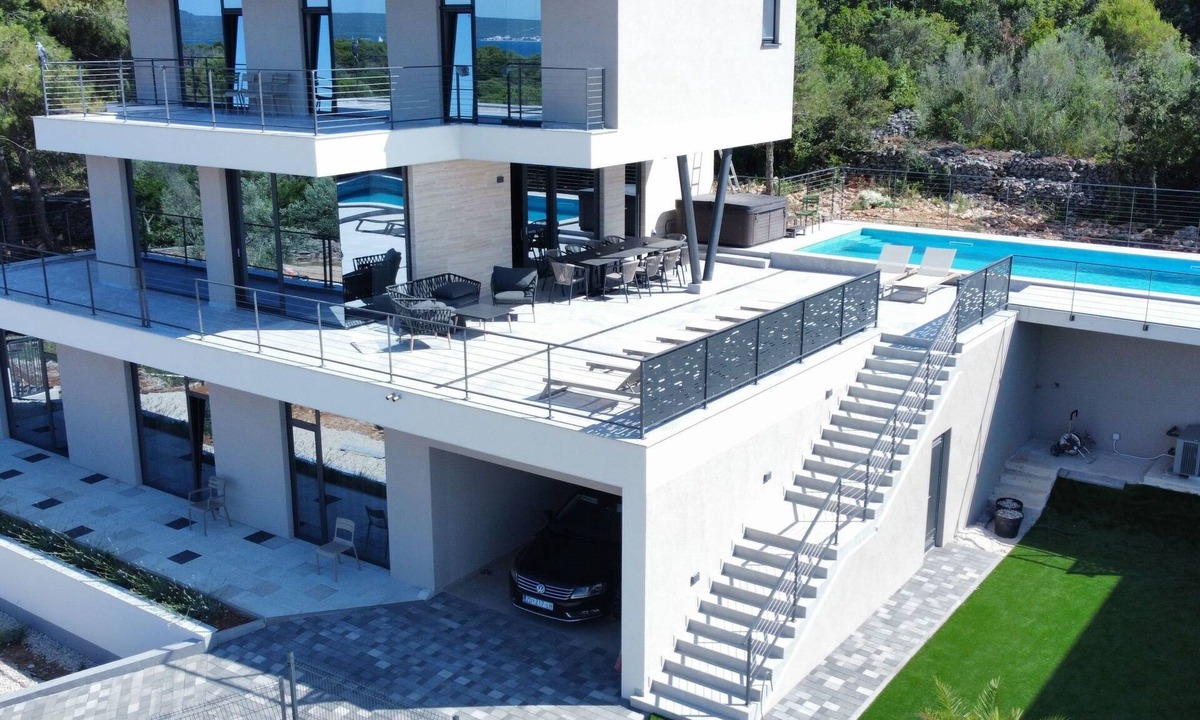 Zdrelac House | Urlaub Luxusvilla "Villa Supreme Pasman" neu by Interhome