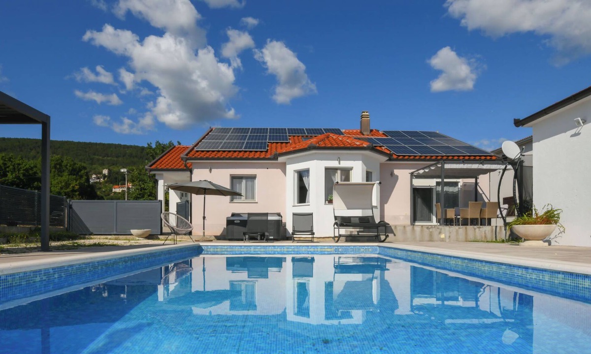 Donji Prolozac House | Vacation home Bilić by Interhome