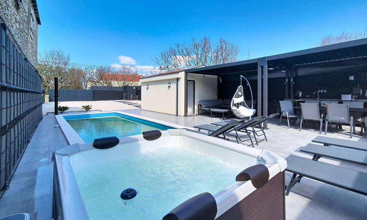 Poljica House | Vacation home Danica by Interhome