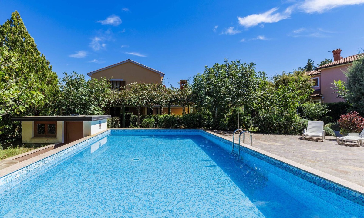 Laginji House | Vacation home Edi by Interhome